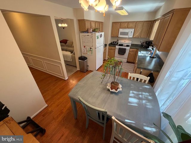10313 LATNEY RD, Fairfax, VA 22032