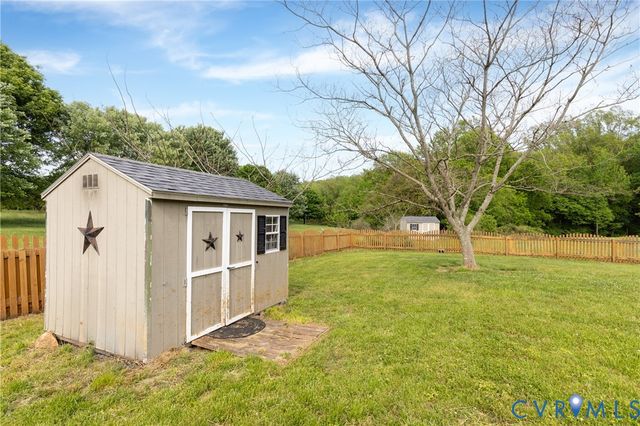 11051 Grub Hill Church Rd, Amelia Courthouse, VA 23002