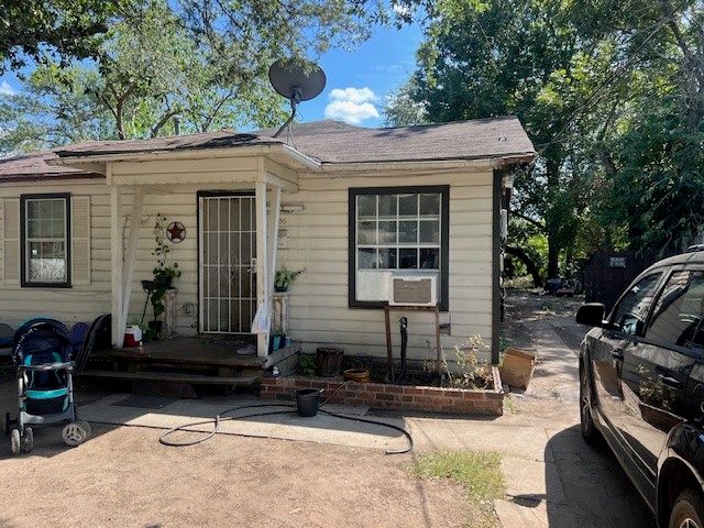 9030 Quinn Street, Dallas, TX 75217