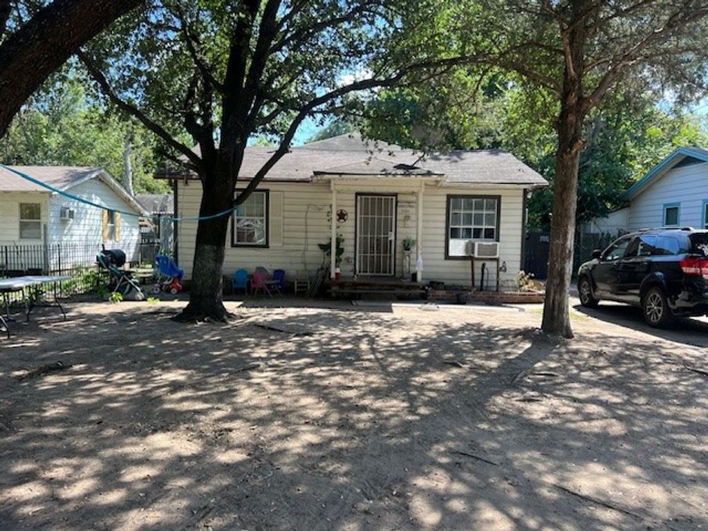 9030 Quinn Street, Dallas, TX 75217