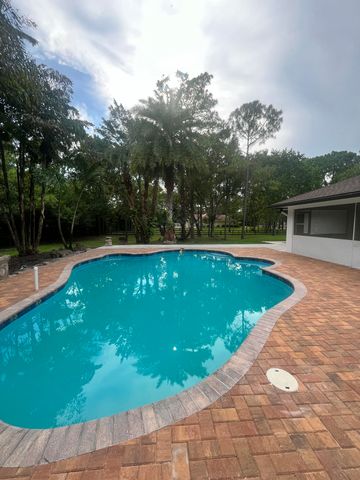 18268 N 49th St Street N, The Acreage, FL 33470