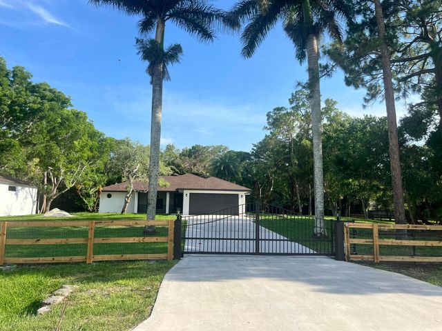 18268 N 49th St Street N, The Acreage, FL 33470