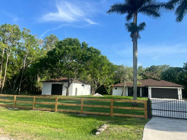 18268 N 49th St Street N, The Acreage, FL 33470