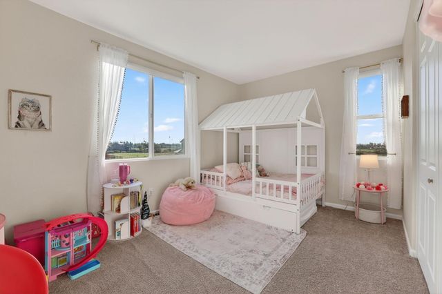 8285 Courage Dr, Sacramento, CA 95829