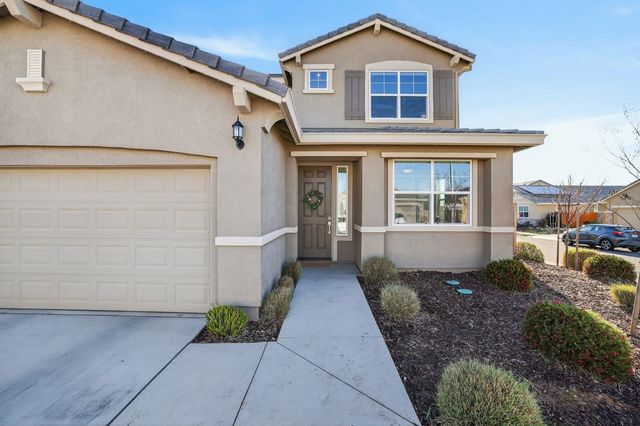 8285 Courage Dr, Sacramento, CA 95829