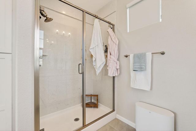 8285 Courage Dr, Sacramento, CA 95829