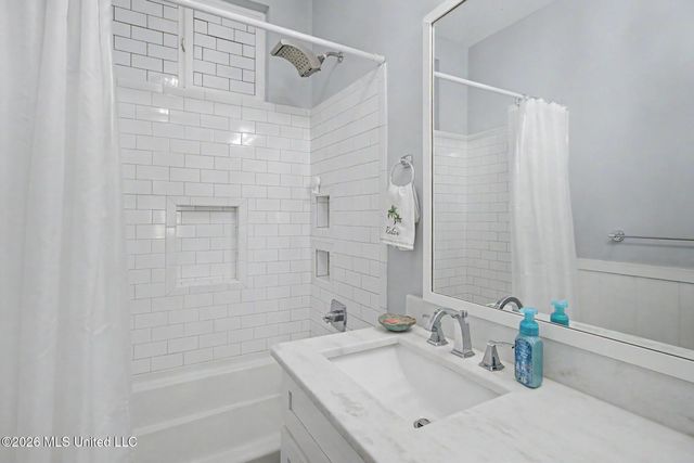 1521 Roberts Avenue, Gulfport, MS 39501