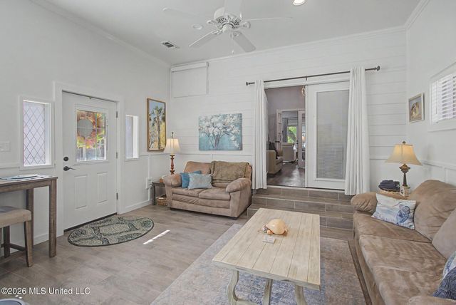 1521 Roberts Avenue, Gulfport, MS 39501