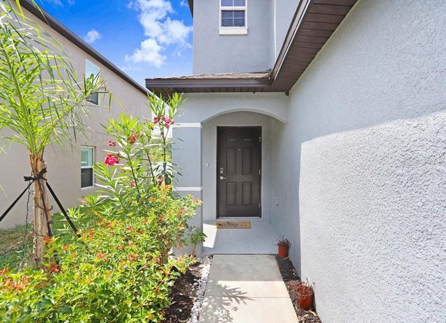 6384 TEN ACRE COURT, Zephyrhills, FL 33541