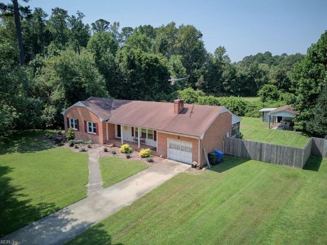 23020 Captain John RD, Courtland, VA 23837