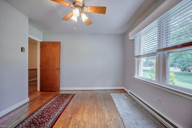 23020 Captain John RD, Courtland, VA 23837