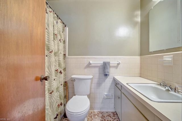 23020 Captain John RD, Courtland, VA 23837