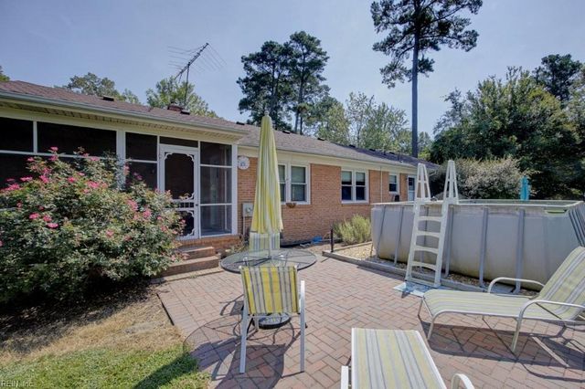 23020 Captain John RD, Courtland, VA 23837