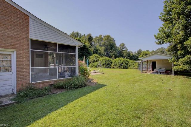 23020 Captain John RD, Courtland, VA 23837