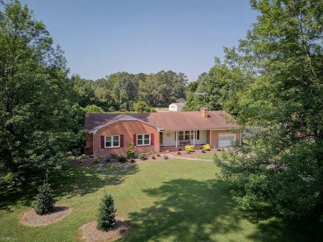 23020 Captain John RD, Courtland, VA 23837