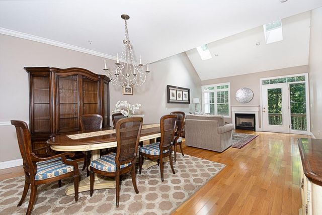 70 Lincoln Ln 70, Grafton, MA 01536