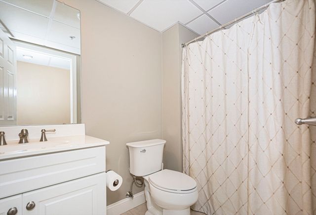 70 Lincoln Ln 70, Grafton, MA 01536