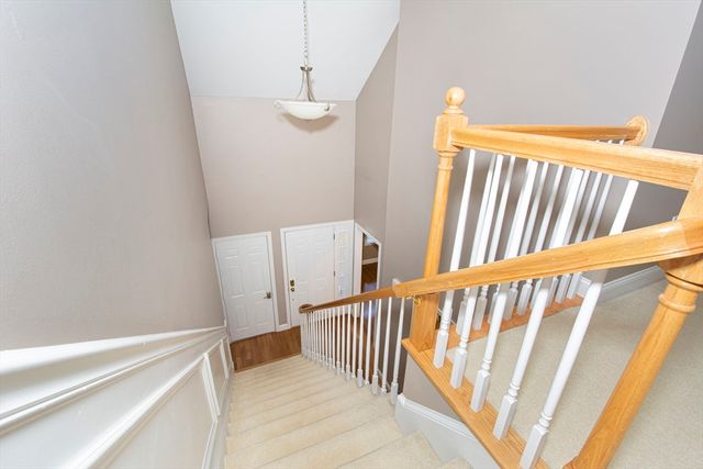 70 Lincoln Ln 70, Grafton, MA 01536