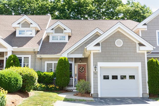70 Lincoln Ln 70, Grafton, MA 01536