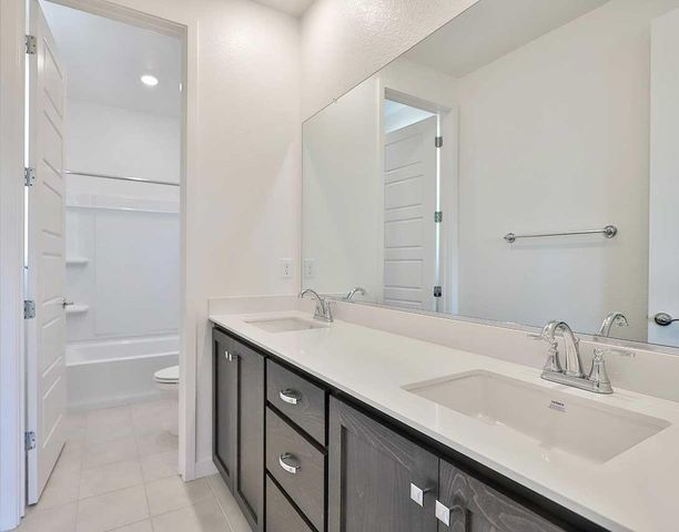 5712 Lake Club Drive, Fairfield, CA 94533