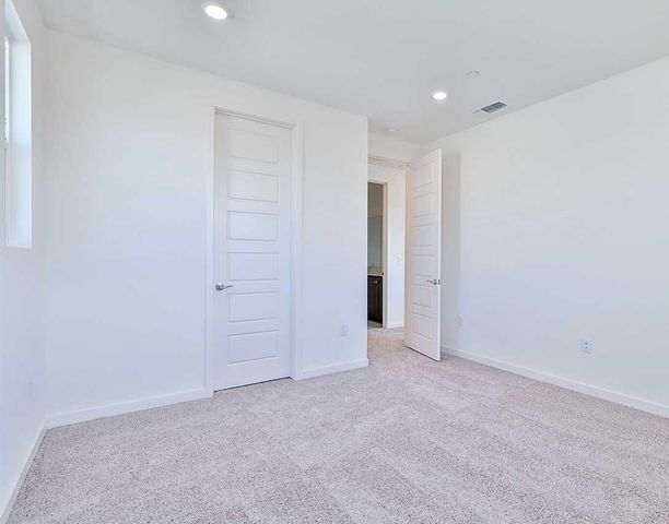 5712 Lake Club Drive, Fairfield, CA 94533