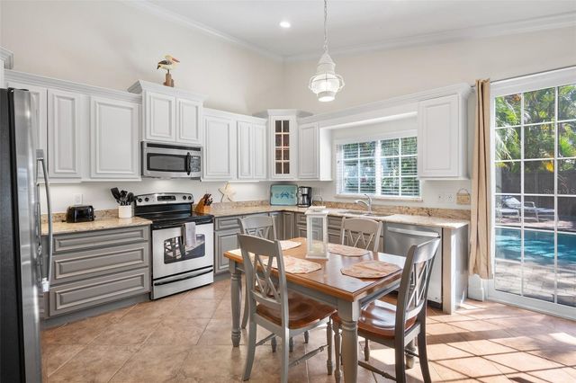 7203 GULF DRIVE, Bradenton Beach, FL 34217