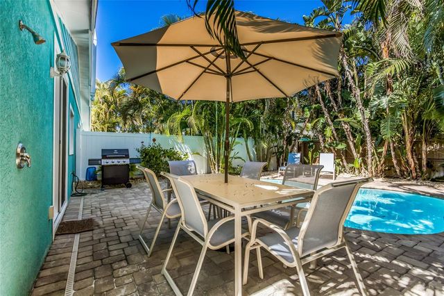 7203 GULF DRIVE, Bradenton Beach, FL 34217