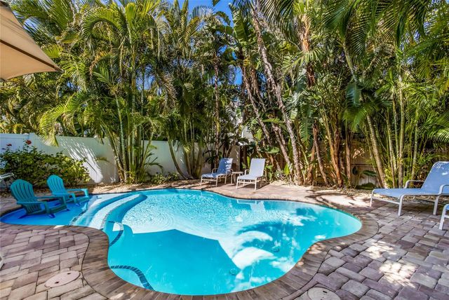 7203 GULF DRIVE, Bradenton Beach, FL 34217