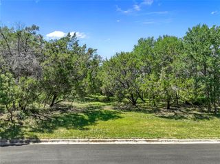 3311 Gentry DR, West Lake Hills, TX 78746