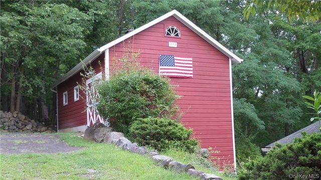 70 Suffern Lane, Thiells, NY 10984
