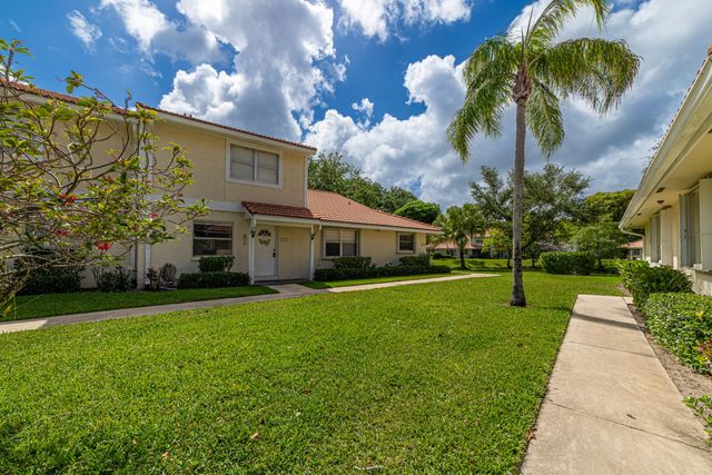 6397 Boca Circle, Boca Raton, FL 33433