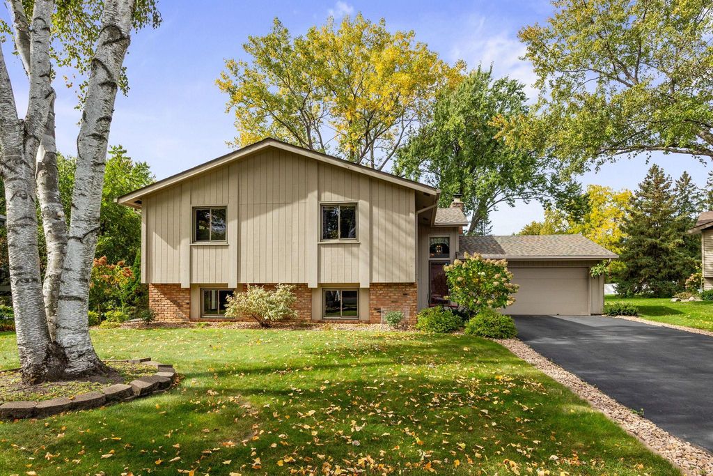 6805 Evergreen Lane N, Maple Grove, MN 55369 — exterior