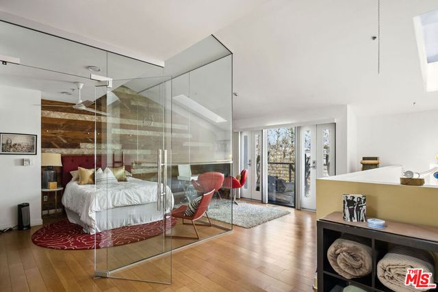 815 Hampton Drive 2, Venice, CA 90291