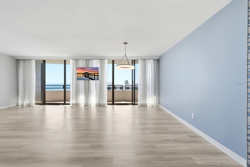 Image 10 of property listing at 2828 N ATLANTIC AVENUE 1704, Daytona Beach, FL 32118