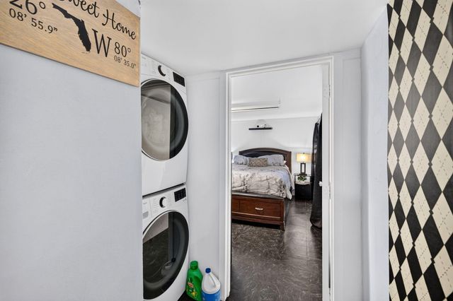 118 NE 16th Place, Fort Lauderdale, FL 33305