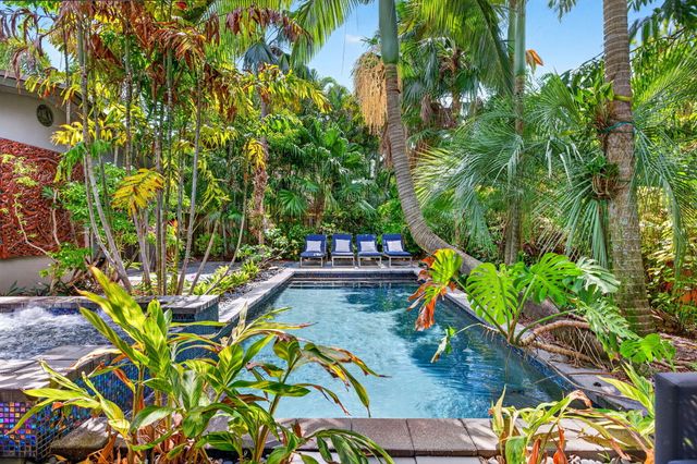 118 NE 16th Place, Fort Lauderdale, FL 33305