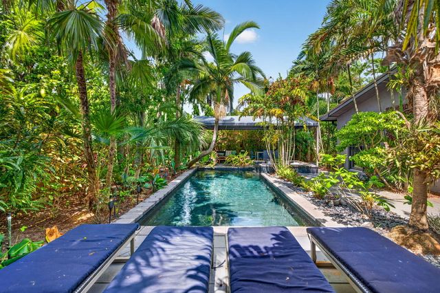 118 NE 16th Place, Fort Lauderdale, FL 33305