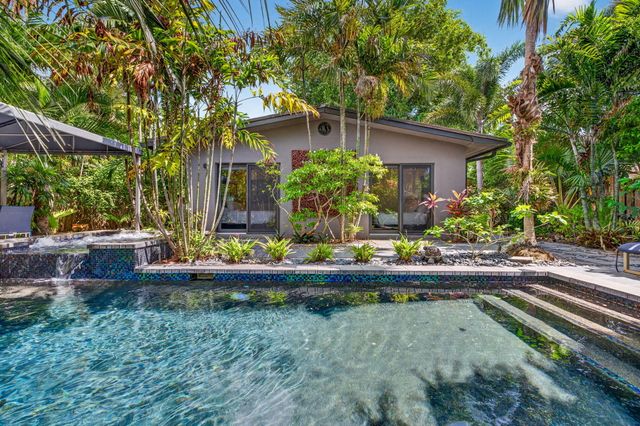 118 NE 16th Place, Fort Lauderdale, FL 33305