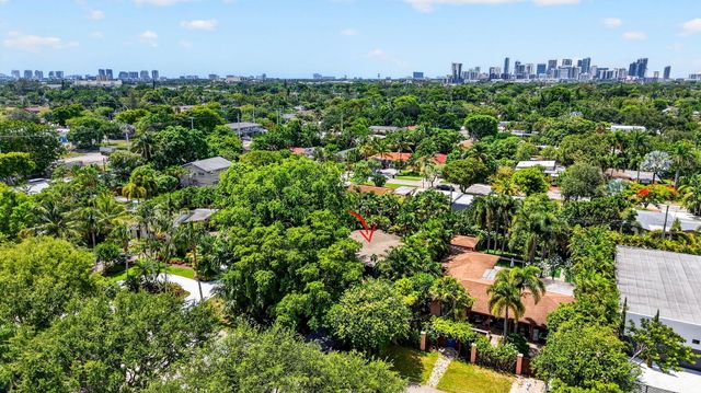 118 NE 16th Place, Fort Lauderdale, FL 33305