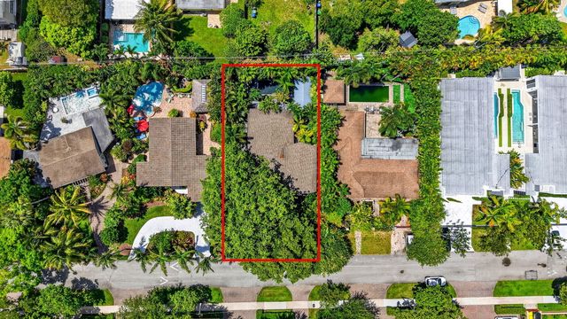 118 NE 16th Place, Fort Lauderdale, FL 33305