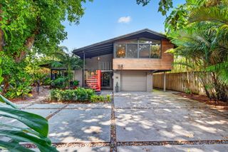 118 NE 16th Place, Fort Lauderdale, FL 33305