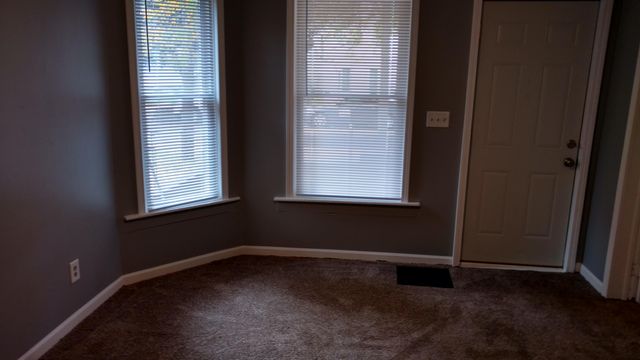 921 Dayton Street SW, Grand Rapids, MI 49504