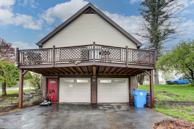 31 Walnut Avenue, Johnstown, NY 12095
