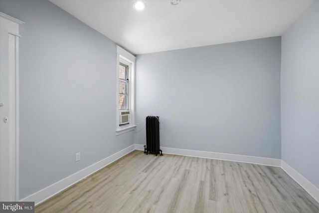 2041 CHURCH LN, Philadelphia, PA 19138