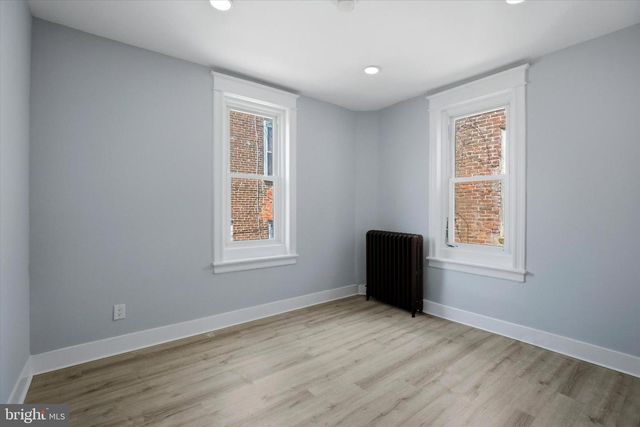 2041 CHURCH LN, Philadelphia, PA 19138