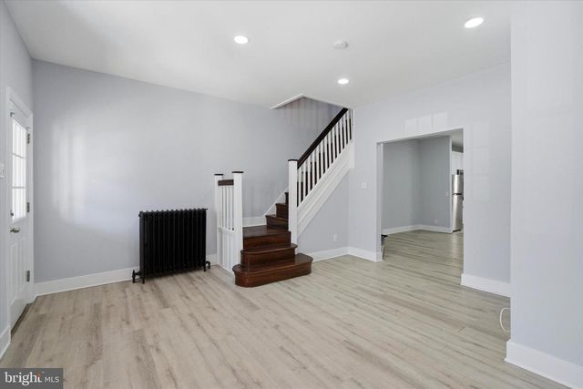 2041 CHURCH LN, Philadelphia, PA 19138