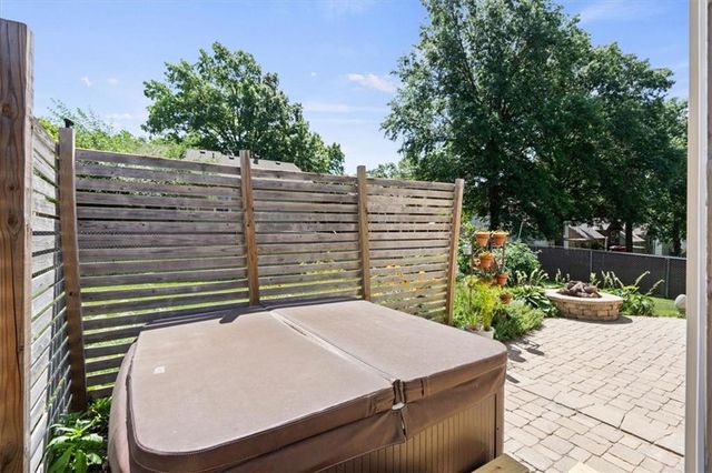 7231 Rene Street, Shawnee, KS 66216