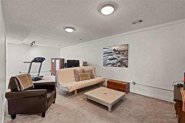 7231 Rene Street, Shawnee, KS 66216