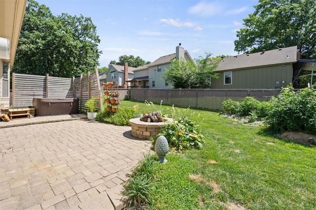 7231 Rene Street, Shawnee, KS 66216