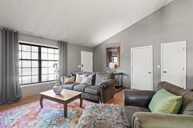 7231 Rene Street, Shawnee, KS 66216